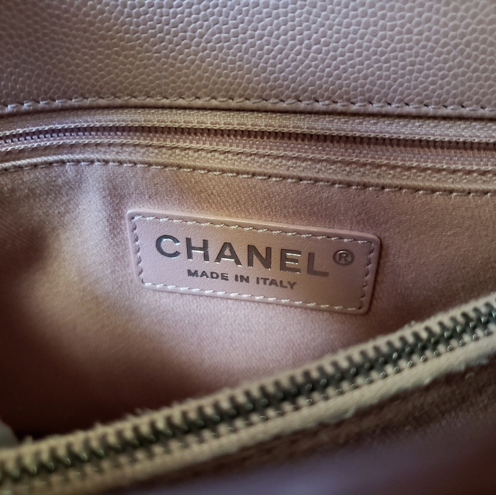 CHANEL COCO HANDLE PINK CAVIAR SMALL BAG - Picture 5 of 8